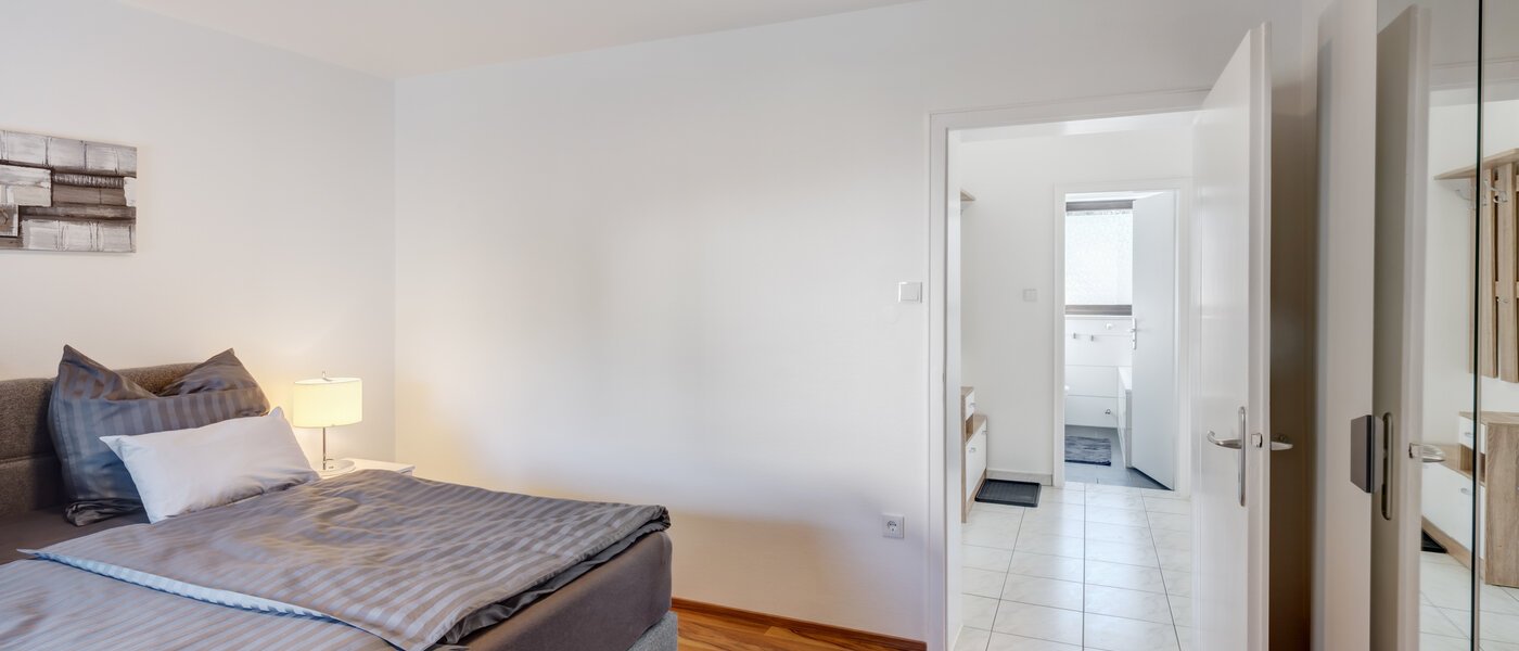 квартира München Lerchenau 03 спальная комната 14398