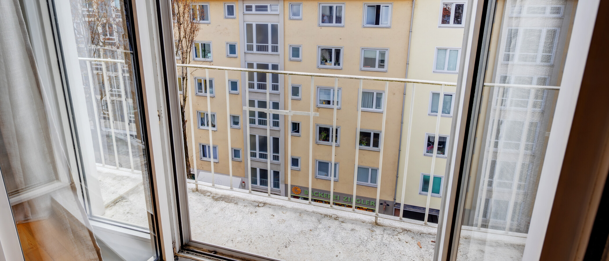 квартира München Maxvorstadt - Rund um den Josephsplatz 01 2-ой балкон 14405