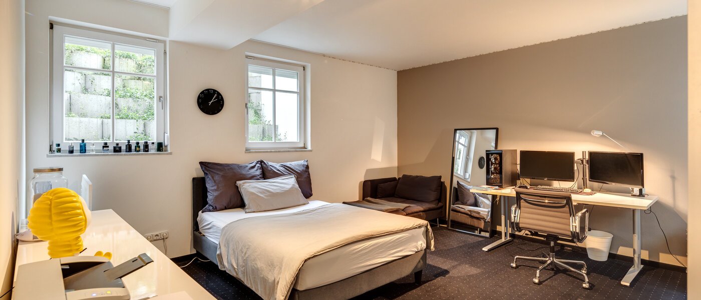 Половина двухквартирного жилого дома Grünwald 01 2-я спальная комната 14454