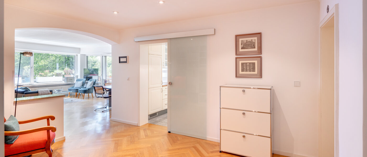 квартира München Menterschwaige 03 коридор 14458