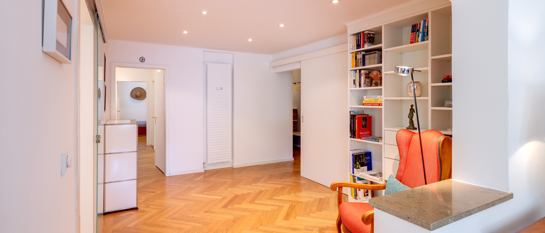 квартира München Menterschwaige 04 коридор 14458