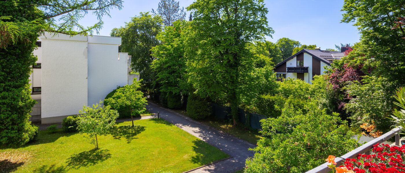 квартира München Menterschwaige 02 вид из окна 14458