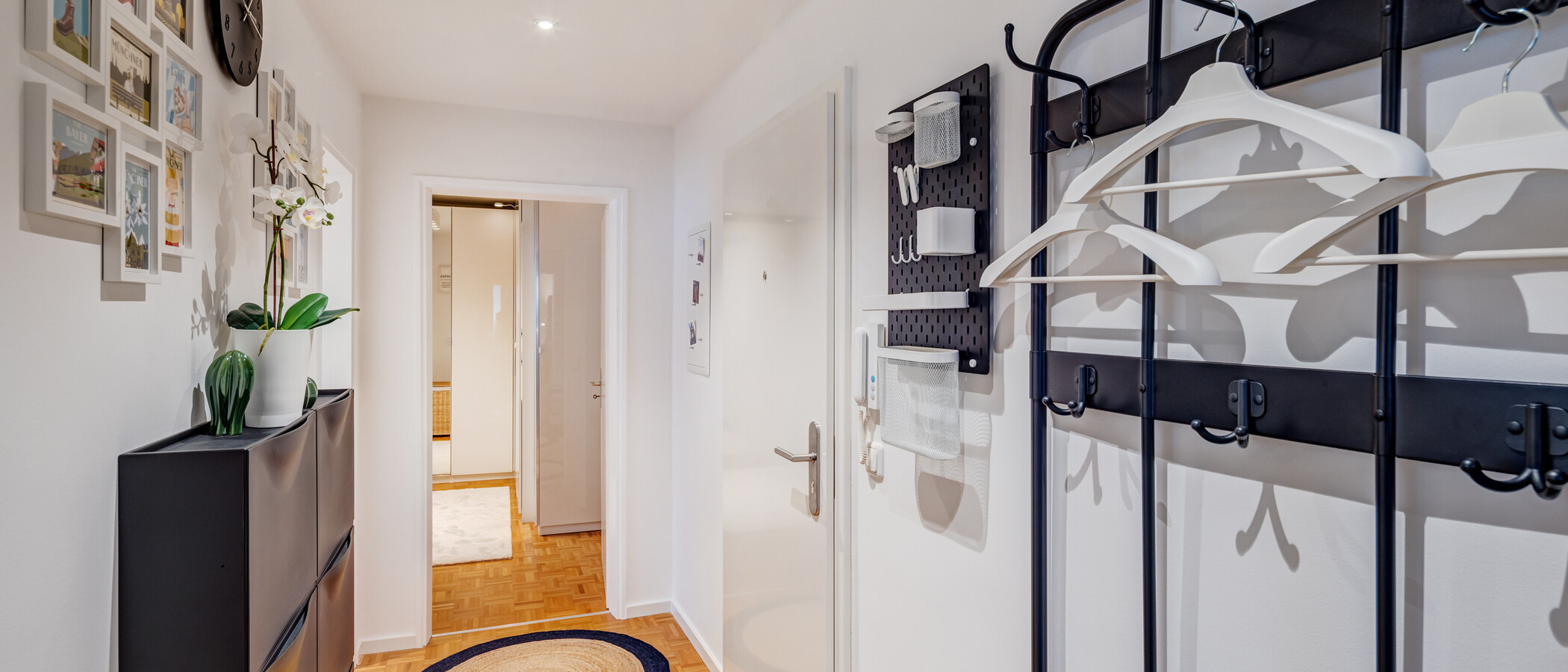 квартира München Lehel 01 коридор 14463