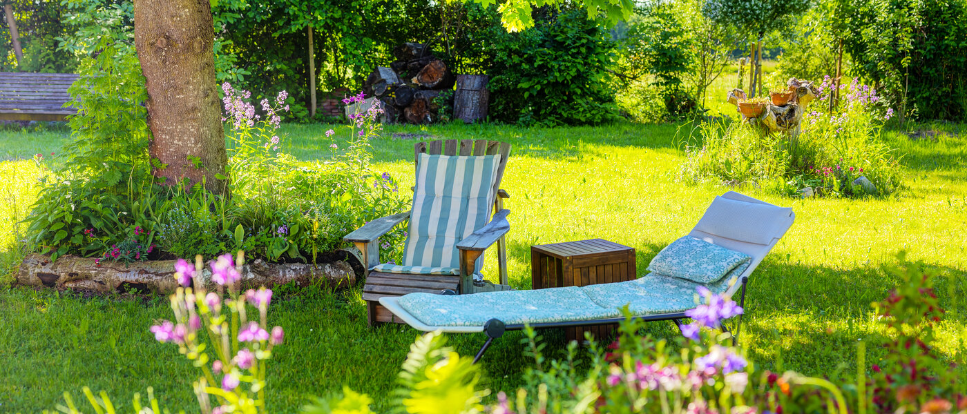 Половина двухквартирного жилого дома Icking 03 сад 14465