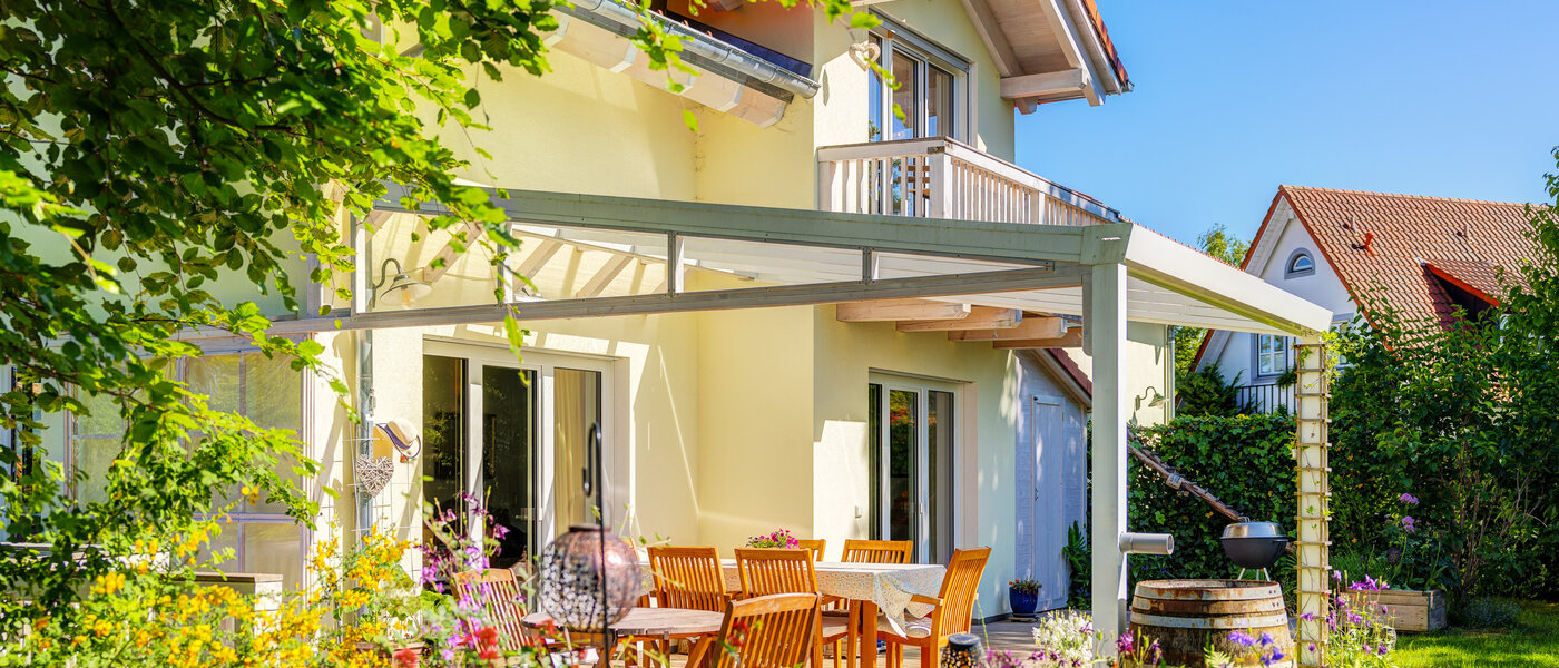 Половина двухквартирного жилого дома Icking 04 терраса 14465