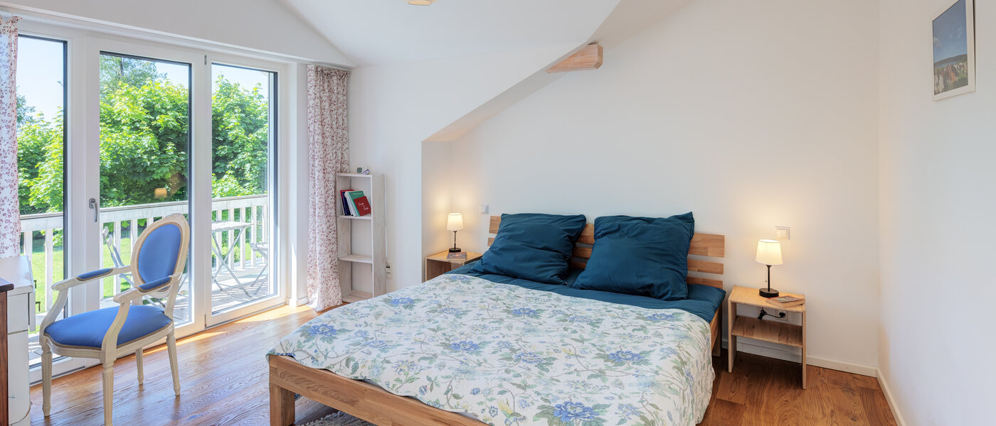 Половина двухквартирного жилого дома Icking 01 1-я спальная комната 14465