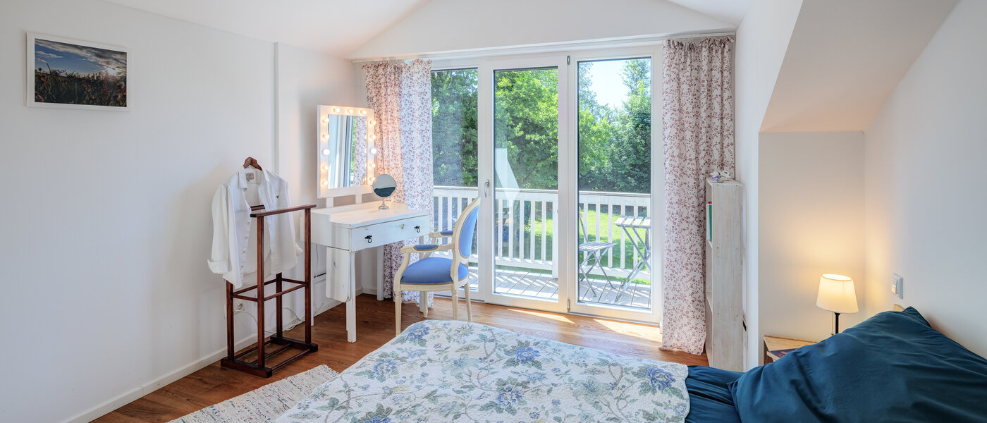 Половина двухквартирного жилого дома Icking 02 1-я спальная комната 14465