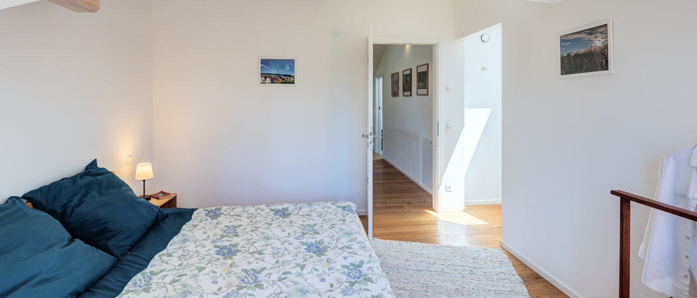 Половина двухквартирного жилого дома Icking 04 1-я спальная комната 14465