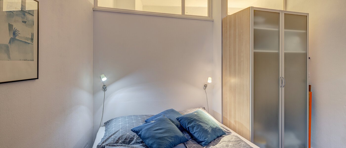 квартира München Obergiesing 01 спальная комната 1447