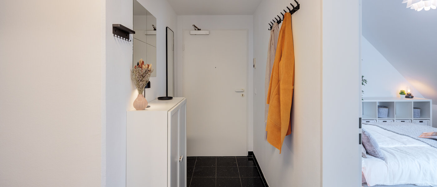 двухэтажная квартира-галерея München Obersendling 03 коридор 14471