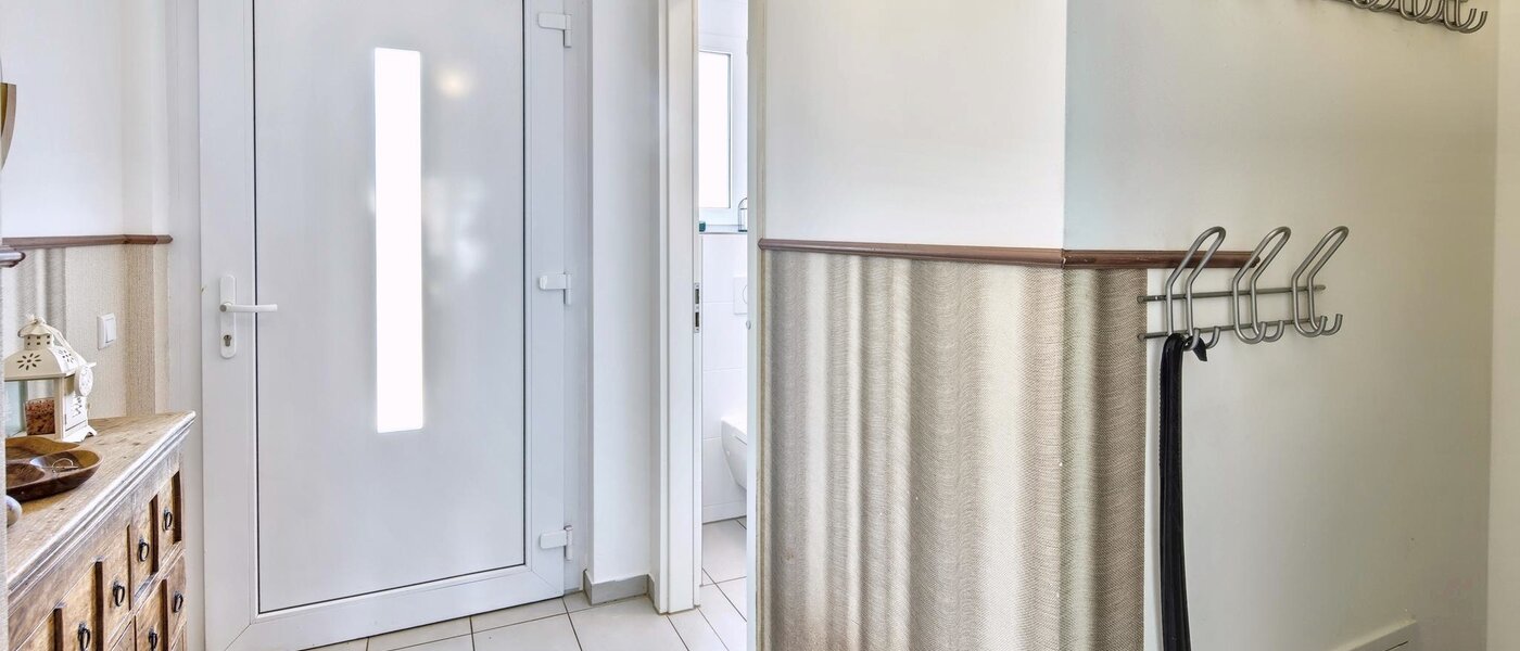 таунхаус Karlsfeld 01 коридор 14478