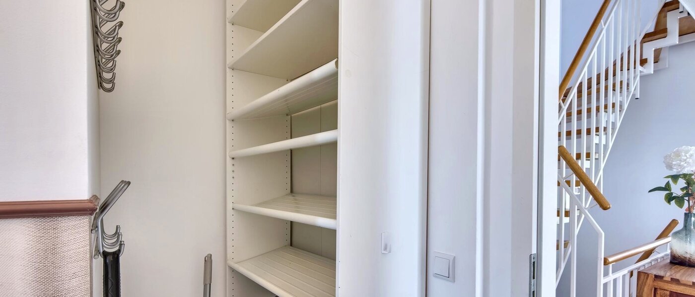 таунхаус Karlsfeld 02 коридор 14478