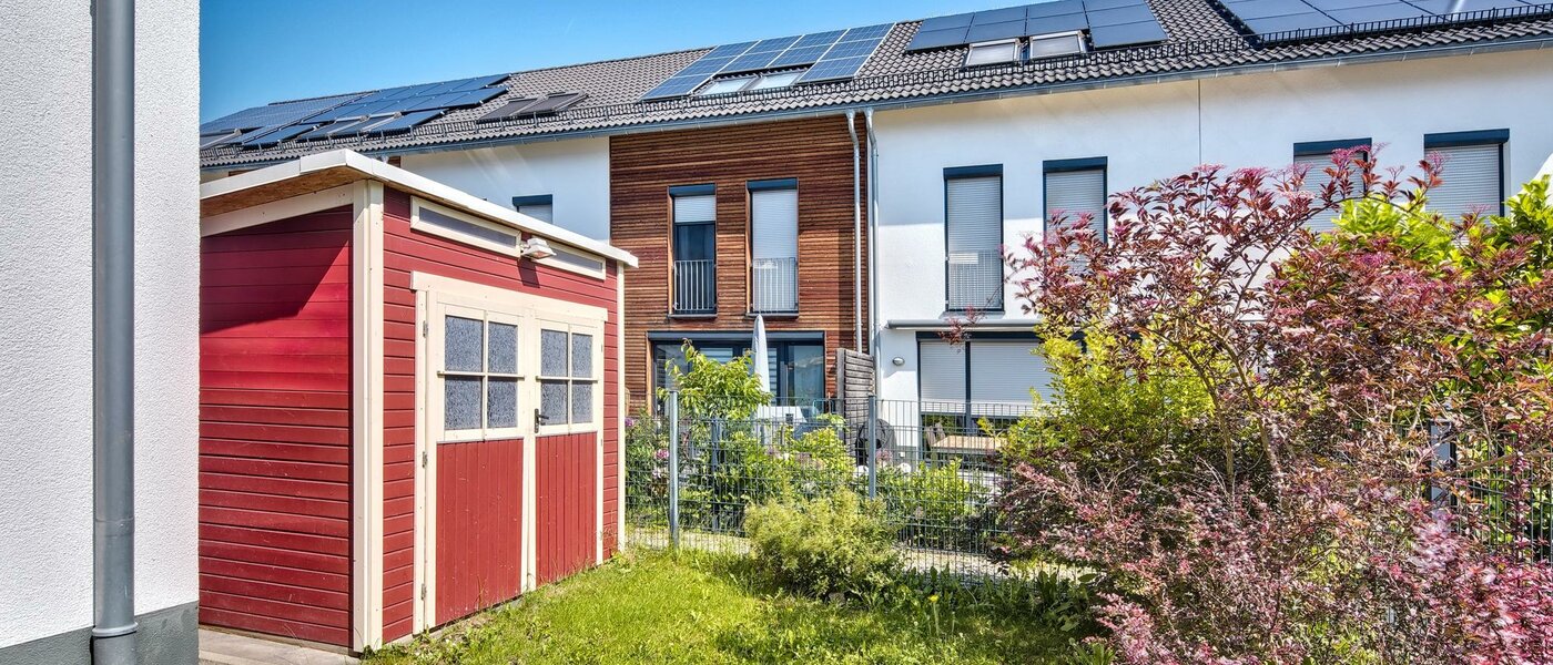 таунхаус Karlsfeld 03 сад 14478