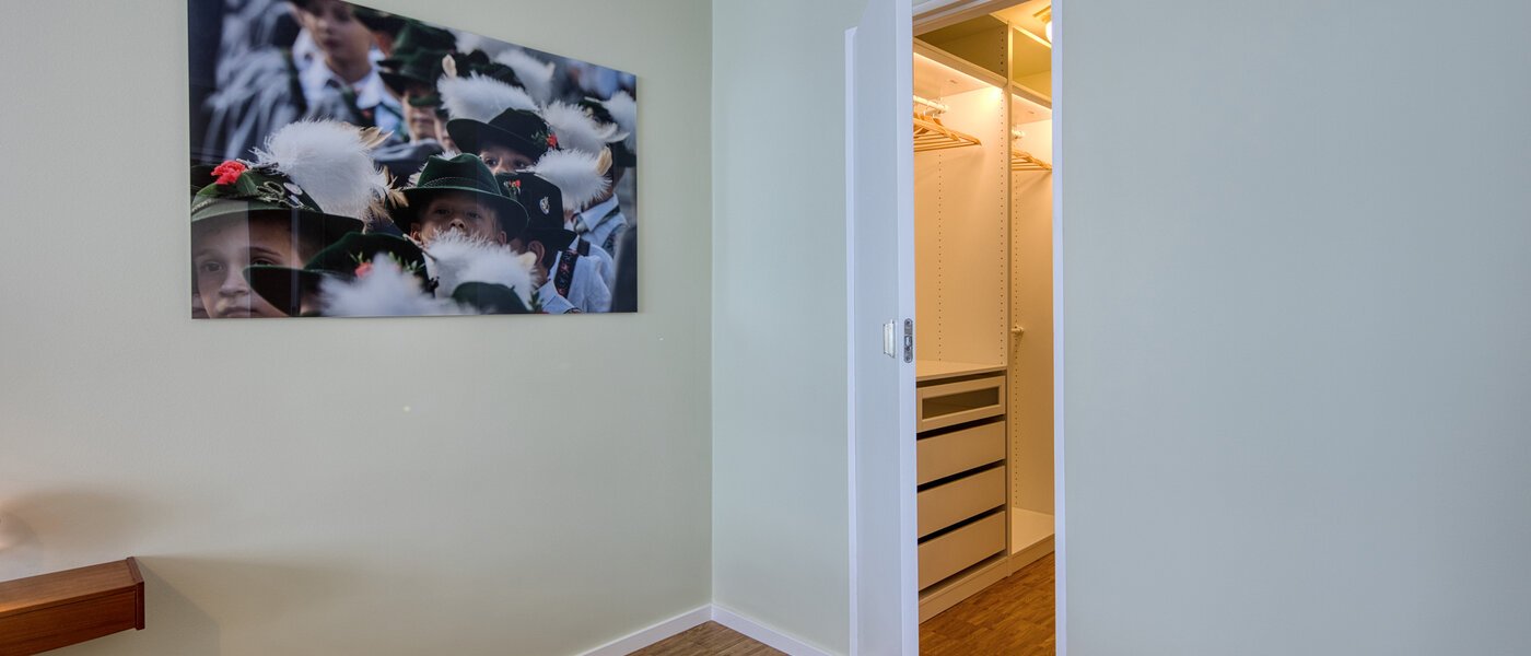 квартира München Schwabing 03 спальная комната 14493