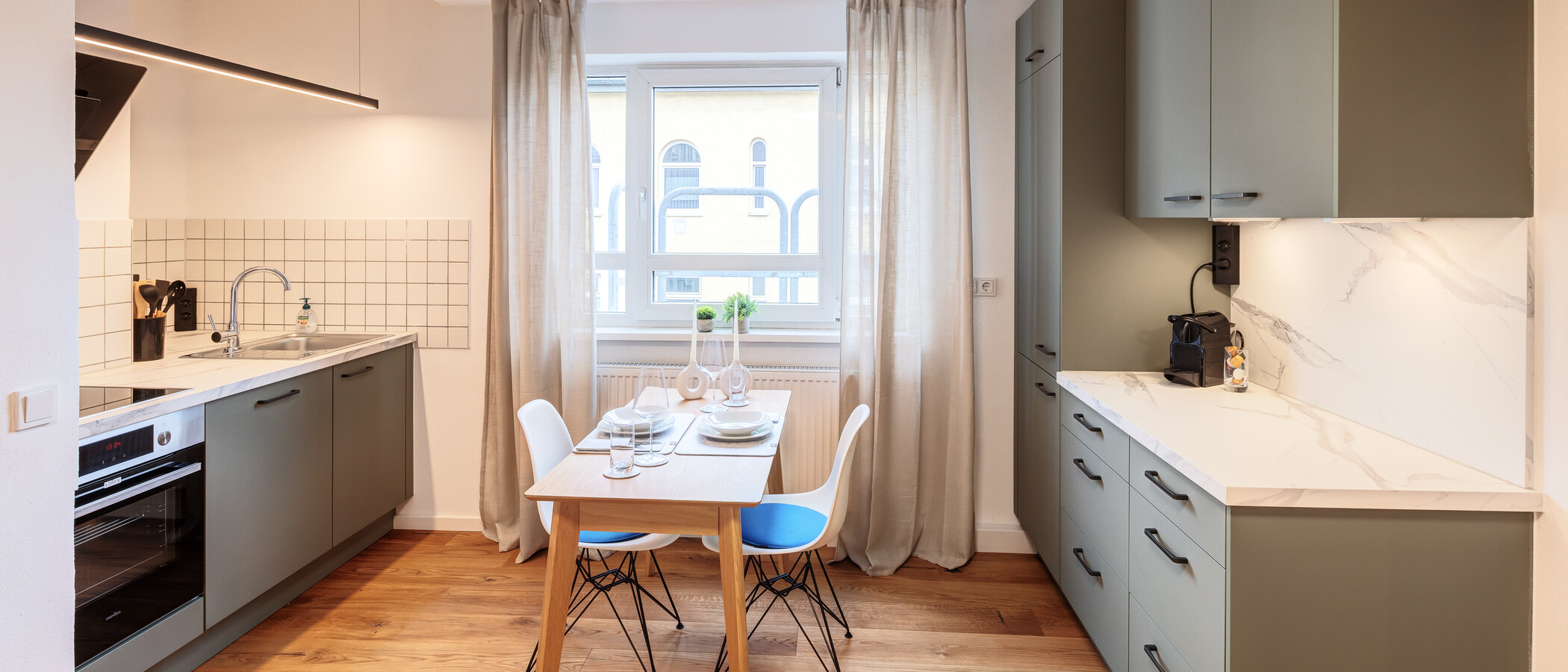 квартира München Maxvorstadt 01 кухня 14500