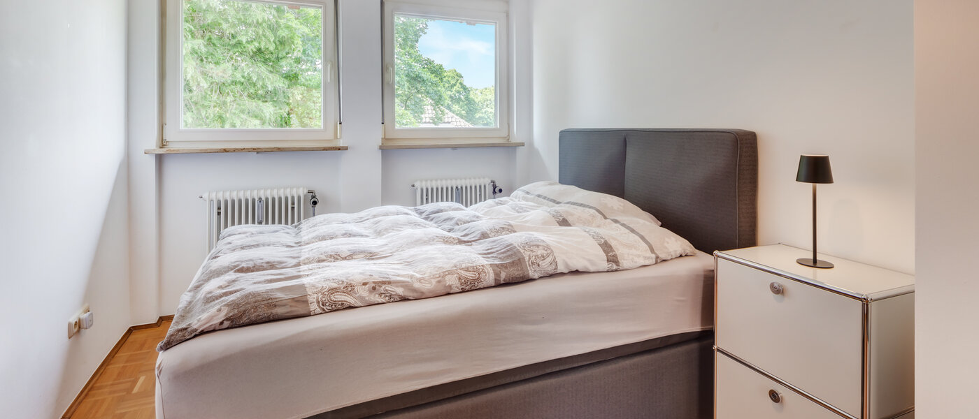 мансардная квартира München Harlaching 02 спальная комната 14501