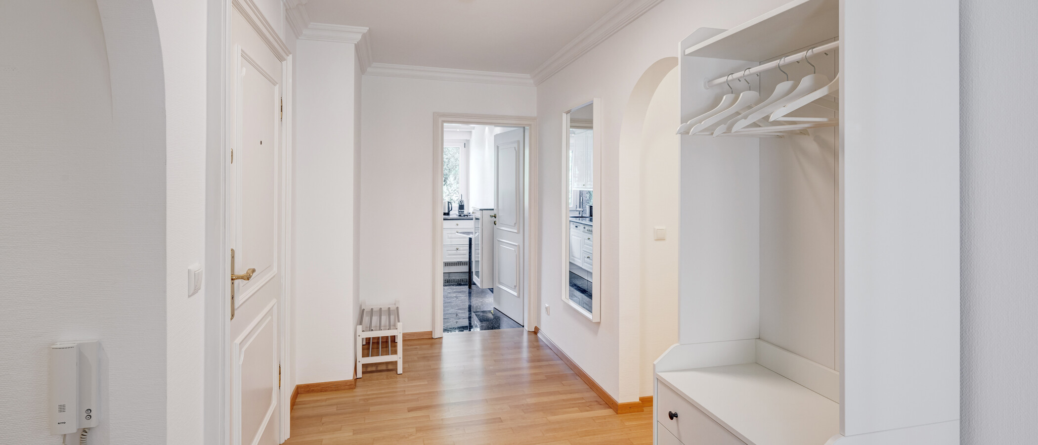 квартира München Solln 01 коридор 14509
