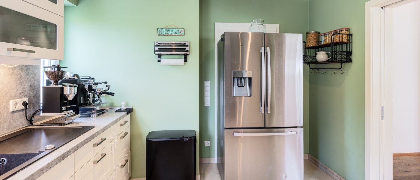 Половина двухквартирного жилого дома Wörthsee 02 кухня 14511