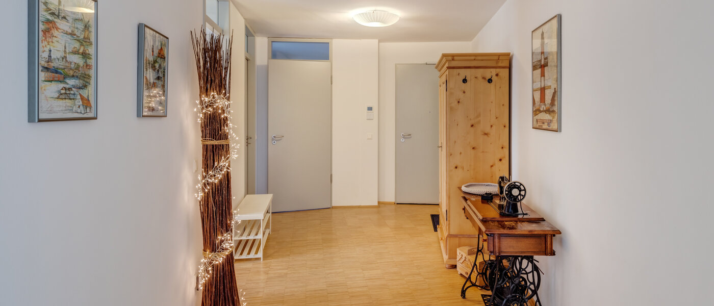 квартира München Obersendling 02 коридор 14517