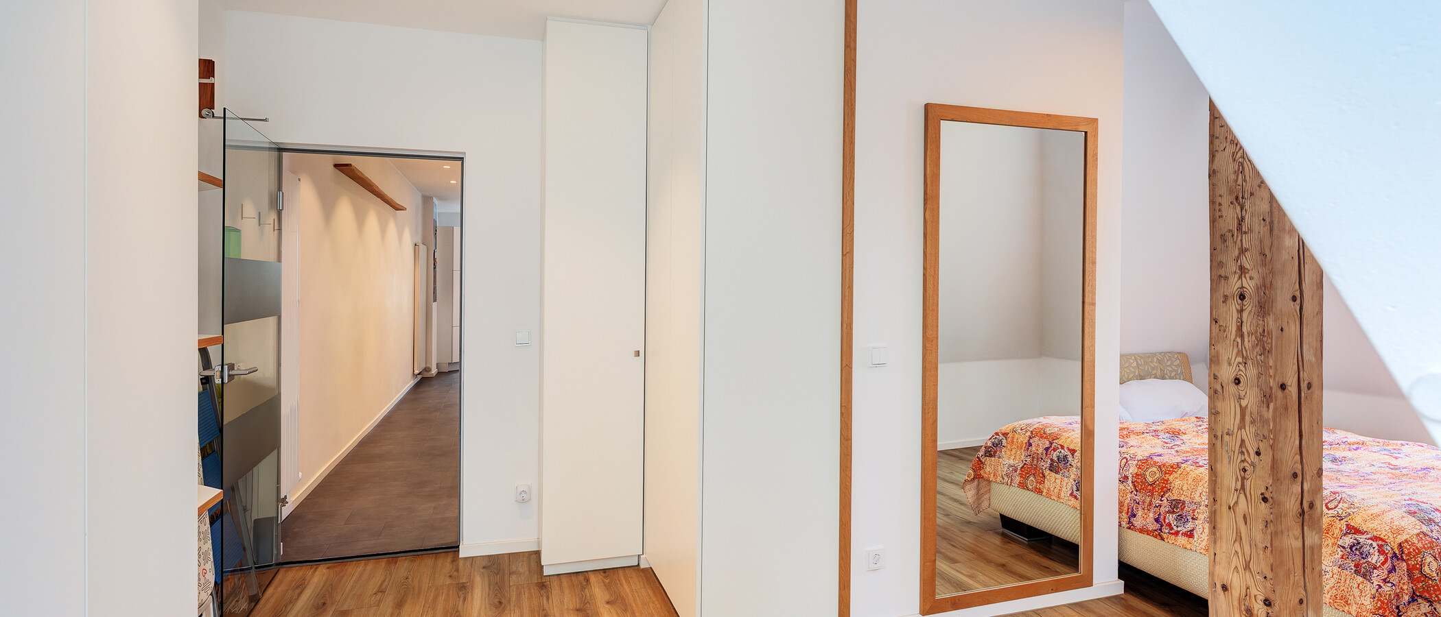 квартира München Neuhausen 03 спальная комната 14523