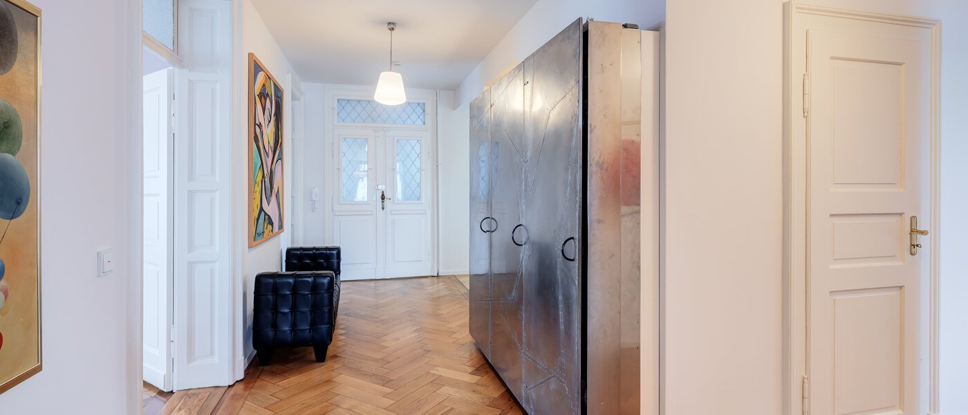 квартира München Neuhausen 01 коридор 14528