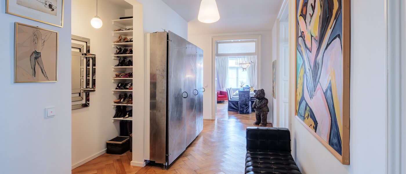 квартира München Neuhausen 03 коридор 14528