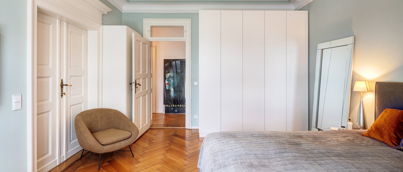 квартира München Neuhausen 03 спальная комната 14528