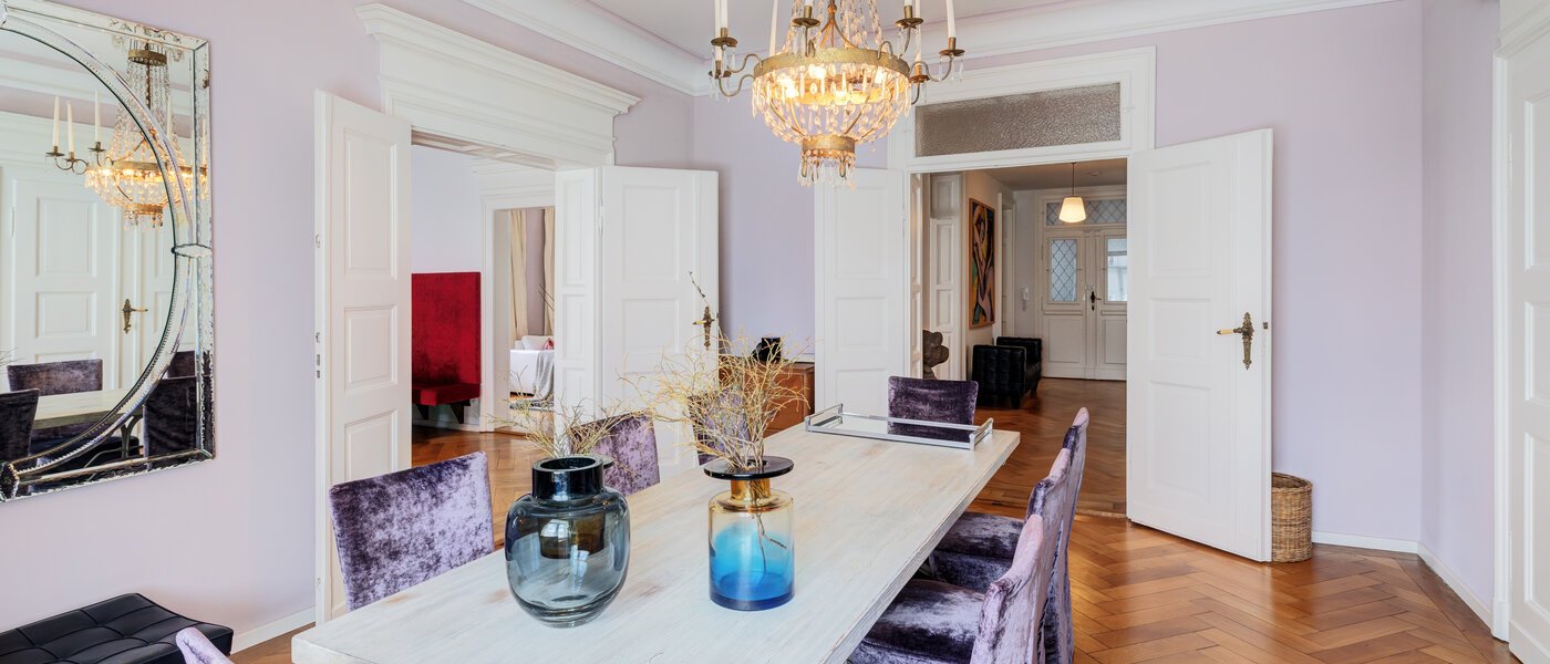 квартира München Neuhausen 04 обеденный зал 14528