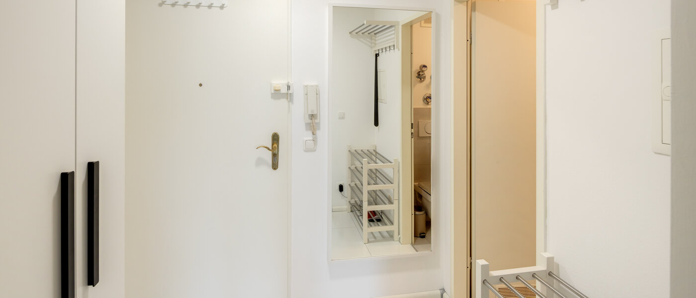 квартира München Milbertshofen 01 коридор 14531