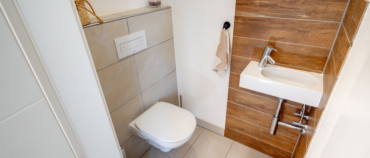 таунхаус Freising 01 гостевой туалет 14543