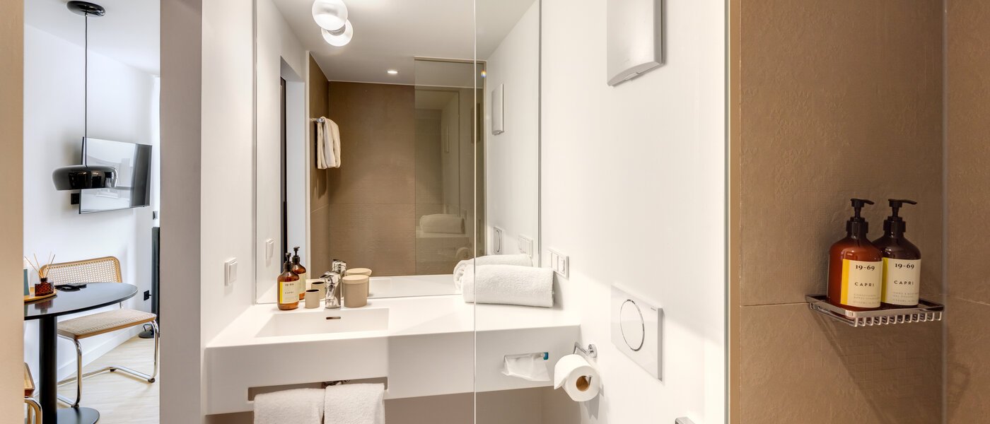 квартира München Schwabing-West (rund um den Hohenzollernplatz) 01 ванная комната 14544