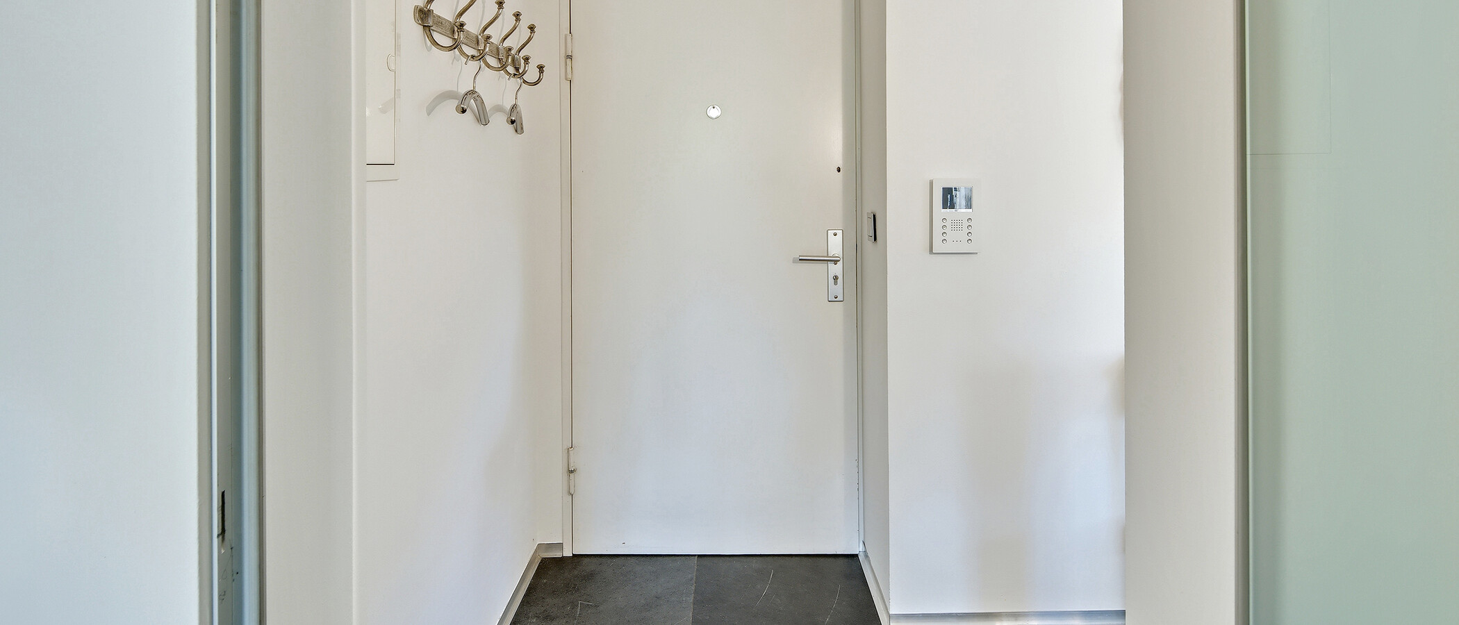 квартира-пентхаус München Nymphenburg 02 коридор 14553