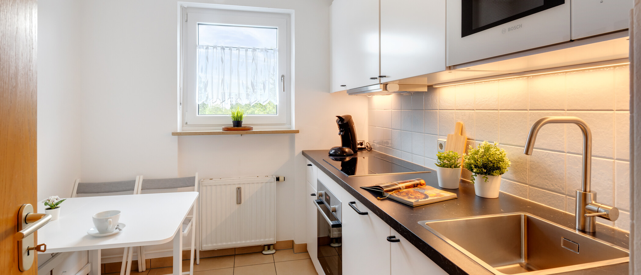 квартира München Neuperlach 01 кухня 14565