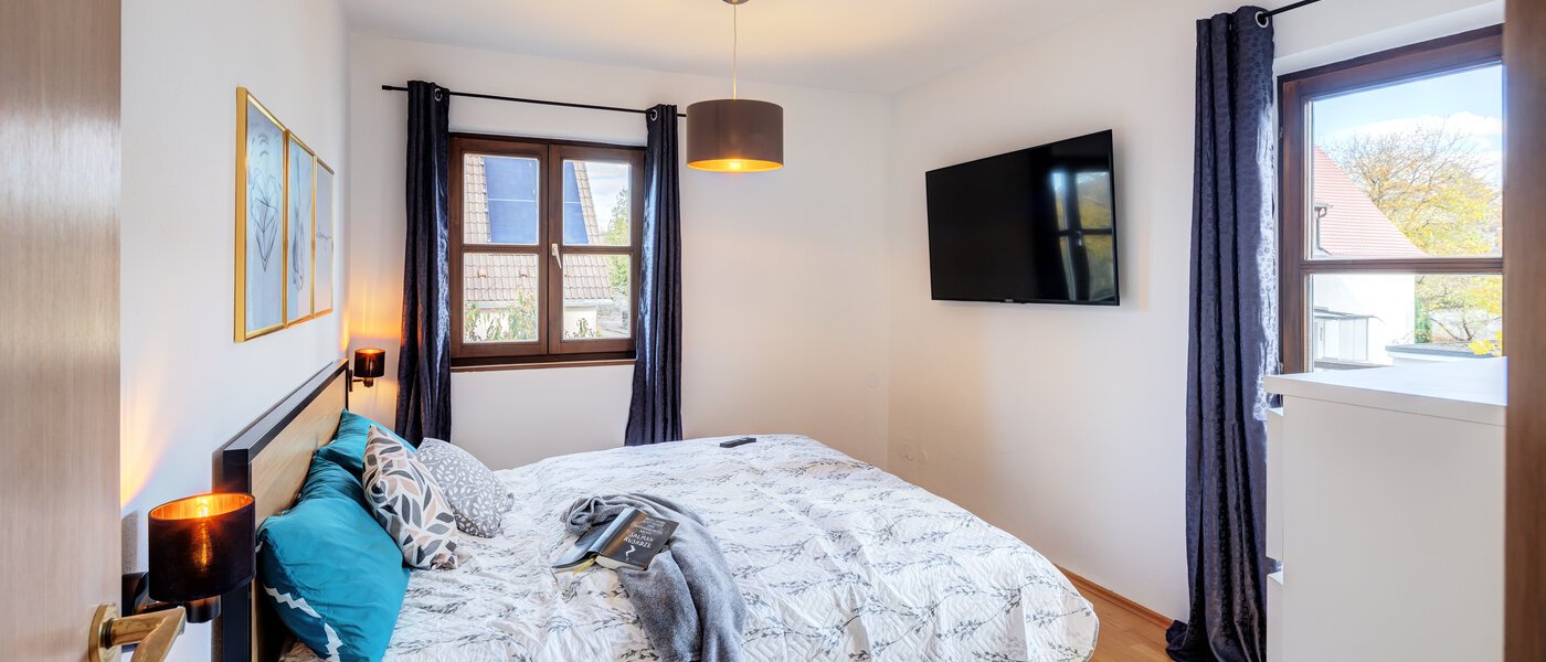 Половина двухквартирного жилого дома München Obersendling 01 1-я спальная комната 14567