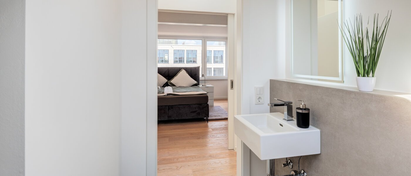 мансардная квартира München Maxvorstadt 02 гостевой туалет 14568