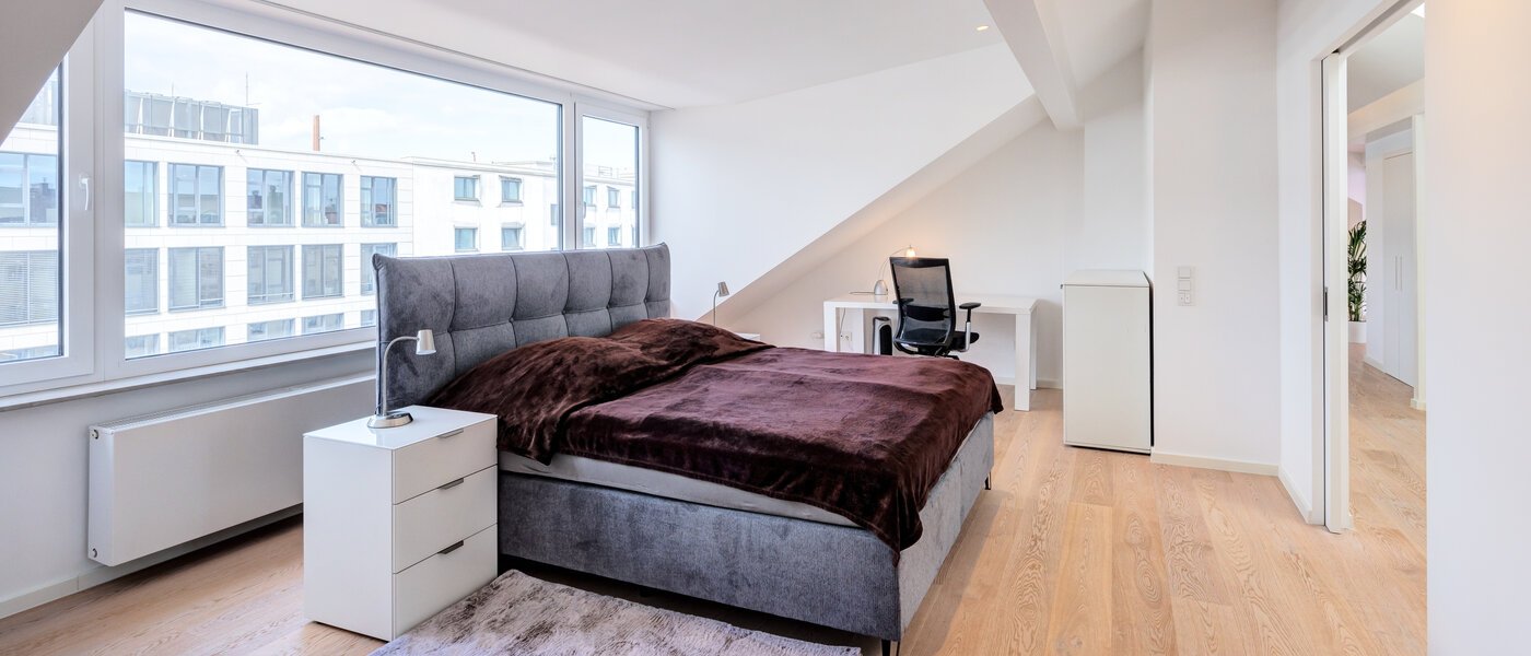 мансардная квартира München Maxvorstadt 02 спальная комната 14568