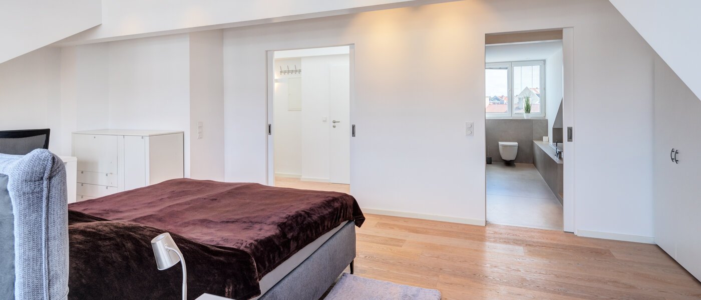 мансардная квартира München Maxvorstadt 03 спальная комната 14568