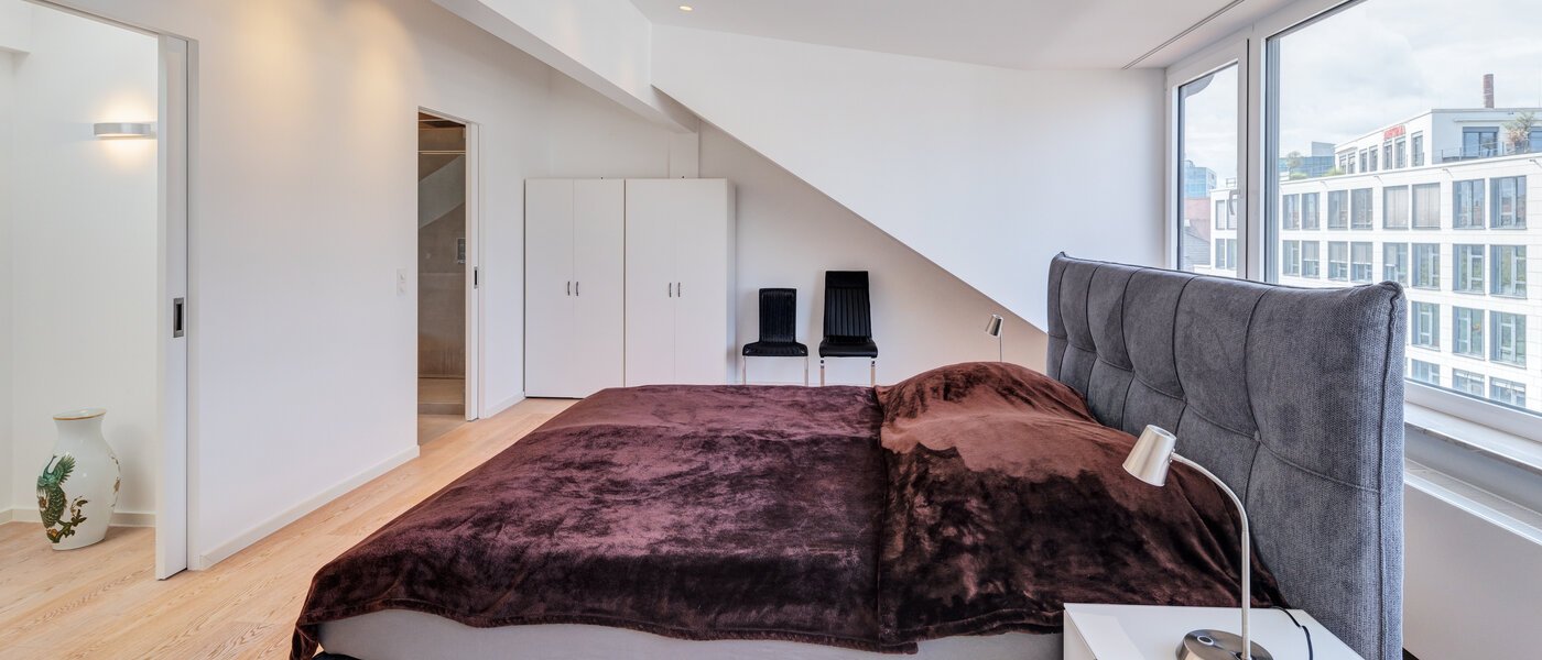 мансардная квартира München Maxvorstadt 04 спальная комната 14568