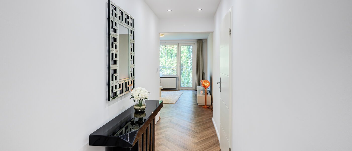 квартира München Schwabing (rechts der Leopoldstraße) 02 коридор 14569