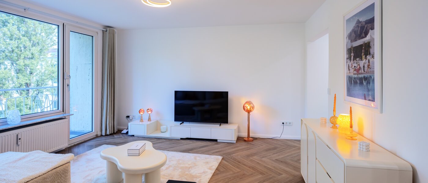 квартира München Schwabing (rechts der Leopoldstraße) 03 жилое пространство 14569