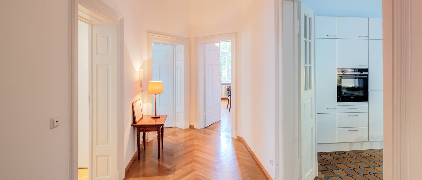 квартира München Lehel 03 коридор 14572