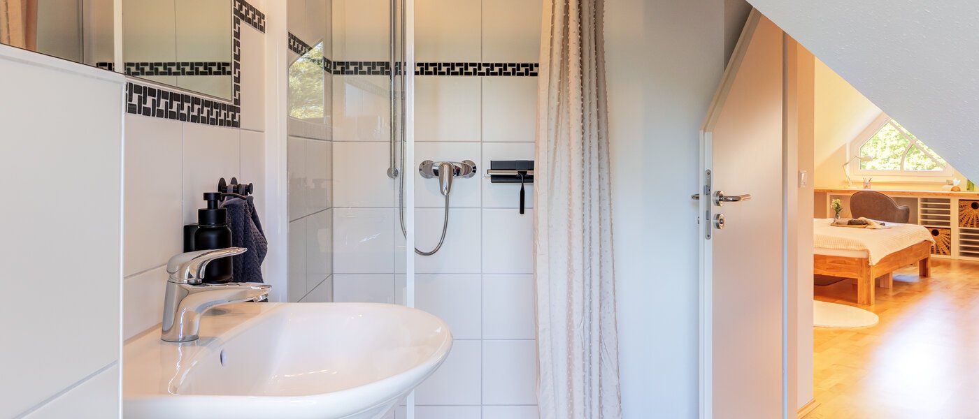 двухэтажная квартира Gröbenzell 04 2-я ванная комната 14575