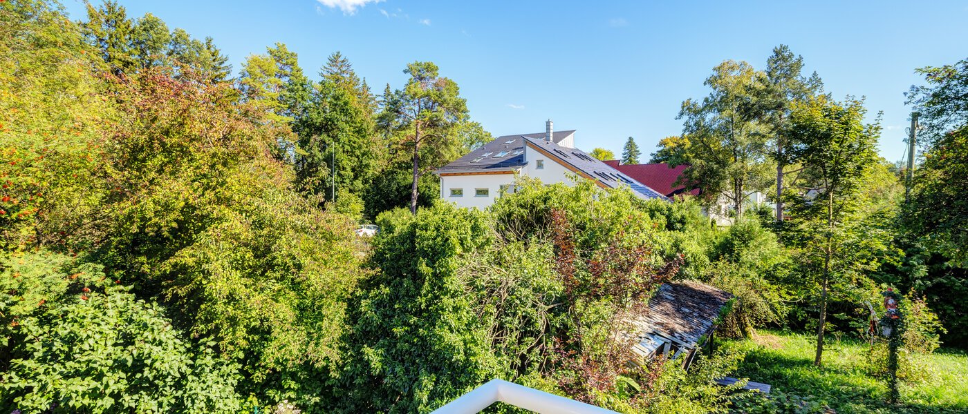 двухэтажная квартира Gröbenzell 03 вид из окна 14575