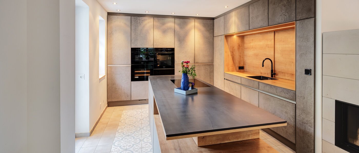 Особняк München Obermenzing 01 кухня 14582