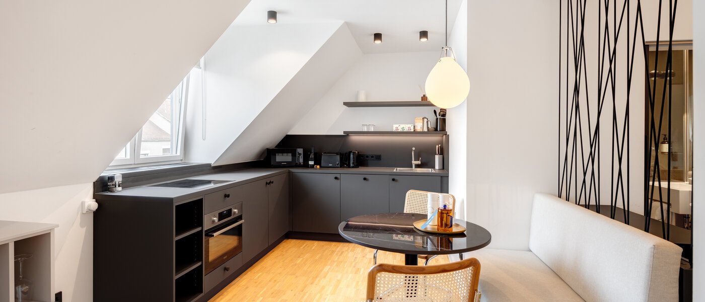 квартира München Schwabing-West (rund um den Hohenzollernplatz) 01 кухня 14593