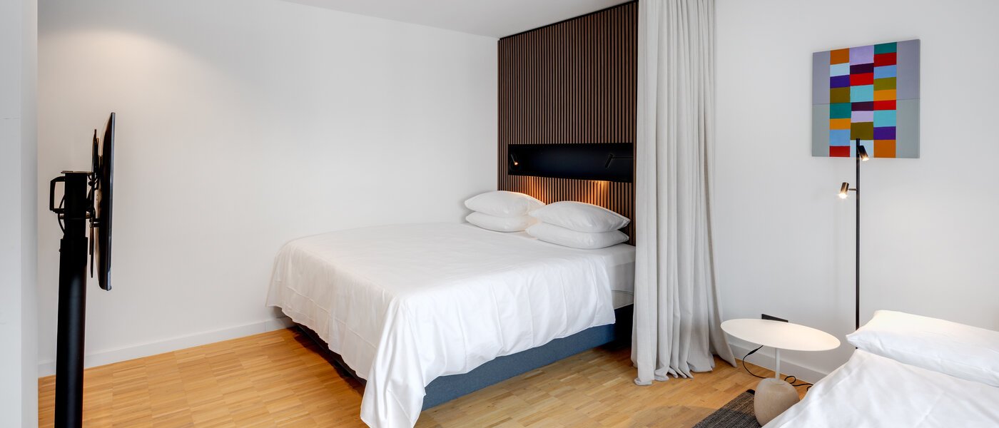 квартира München Schwabing-West (rund um den Hohenzollernplatz) 03 зона для сна 14593