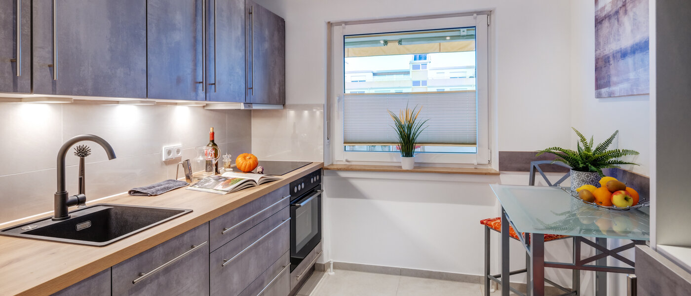 квартира München Westkreuz 01 кухня 14594