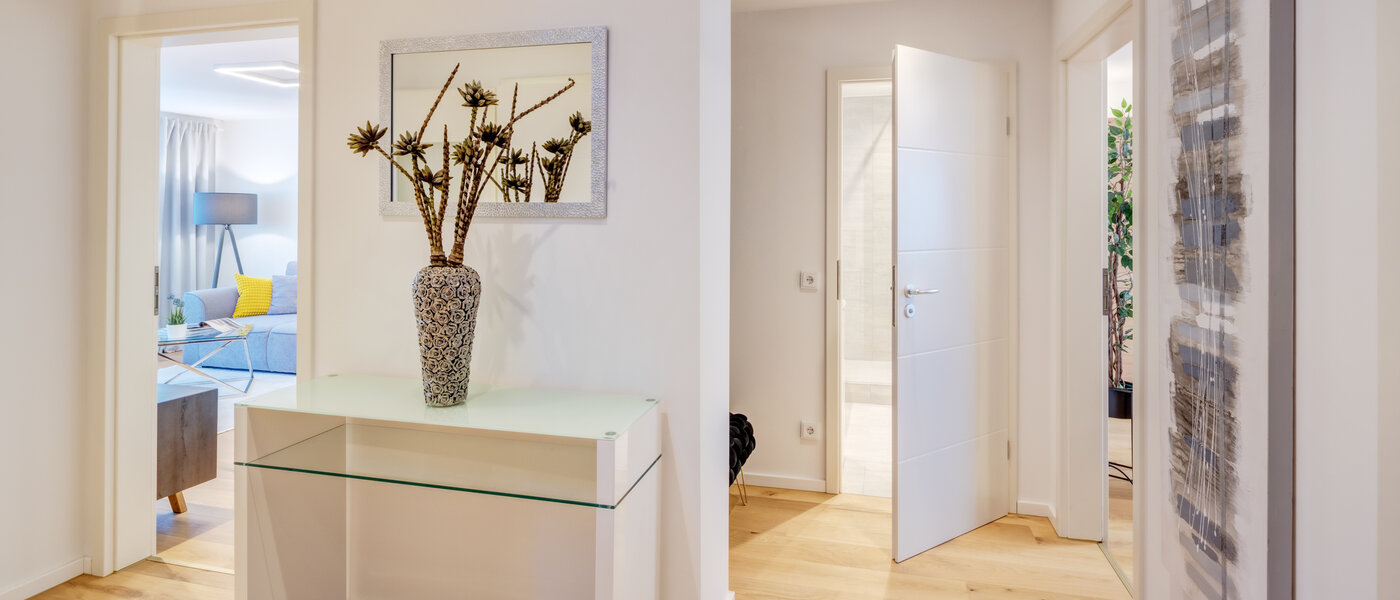 квартира München Westkreuz 03 коридор 14594