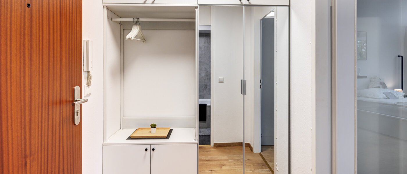 квартира München Berg am Laim 01 коридор 14607