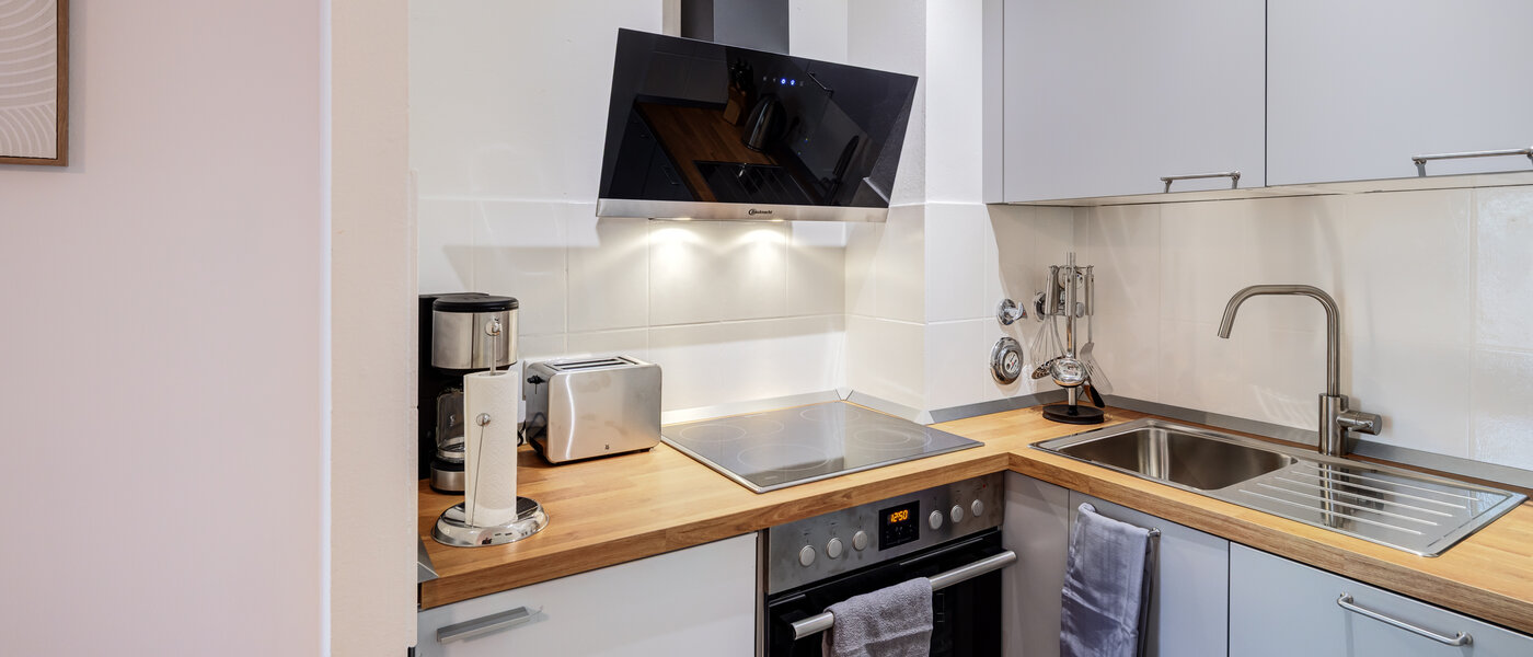 квартира München Maxvorstadt - Westen 01 кухня 14611